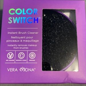 Brush cleaner